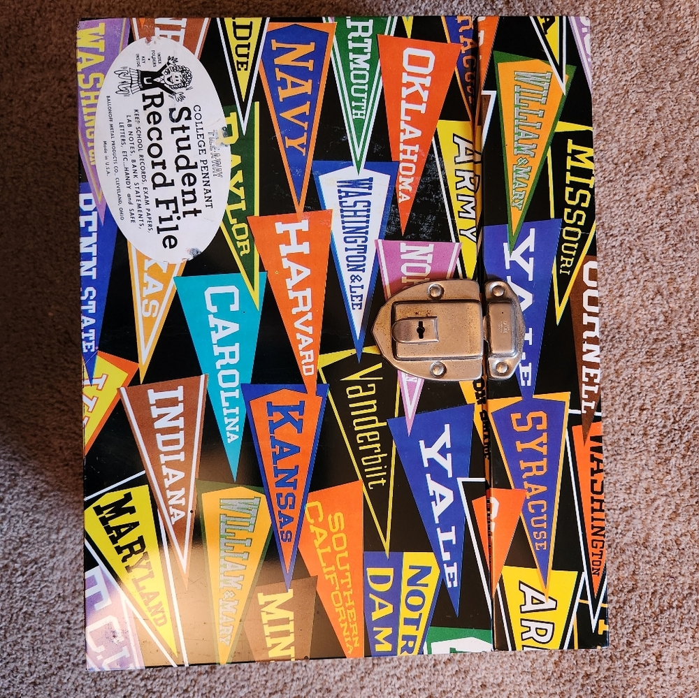 Vintage metal file box NCAA college pennant design by Ballonoff metal products